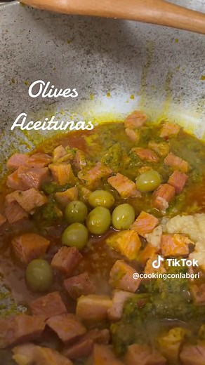 How to Make Arroz con Gandules: A Puerto Rican Tradition