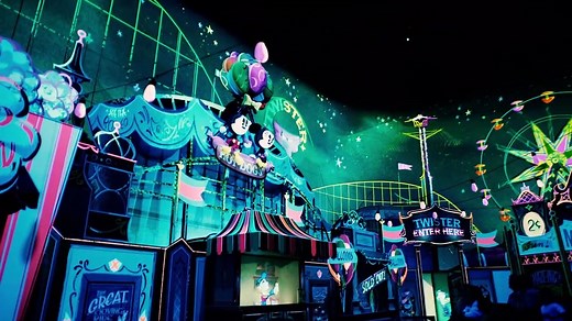 Runaway Railway Dark Ride POV Video (Disney's Hollywood Studios Theme Park - Orlando, Florida) - Dar