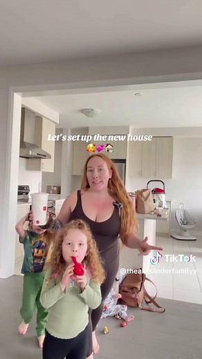 It’s MOVING DAY 🏠🤗🧡 Let’s get our family moved out of Niagara Region and back home to Waterloo Region! #moving #alexanderfamily #momsoftiktok #movingvlog