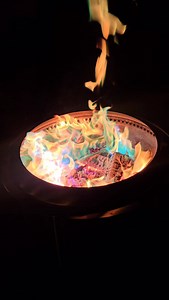Flammer er 🤩, flammer med farge er 😍! #Bålstedet #Solostove #røykfribålpanne #solostoveyukon #bålpanne | Bålstedet.no