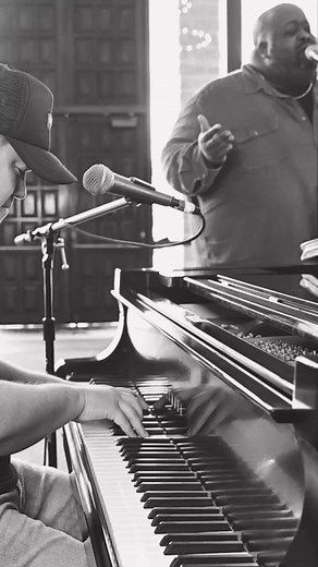 Live in the Lobby with Calvin Nowell! | Cathedral of Faith