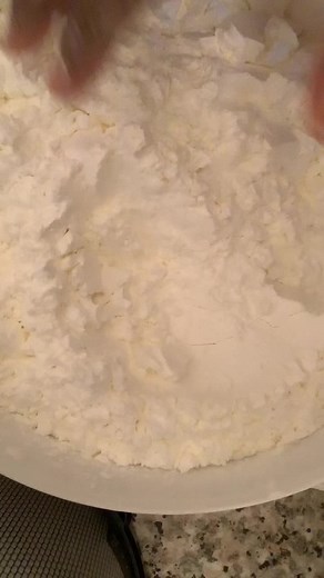 Asmr hand press chunks #asmr #cornstarch | cornstarch