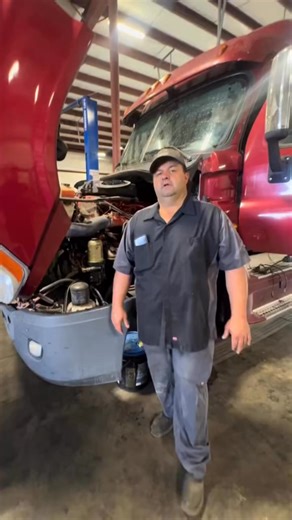 ISX Cummins fault code 559. injector return flow test. #fyp #diesel #mechanic #content #peterbilt | Carlos5241