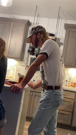 Shannon62.0 (@shannon62.0)’s videos with original sound - Shannon62.0