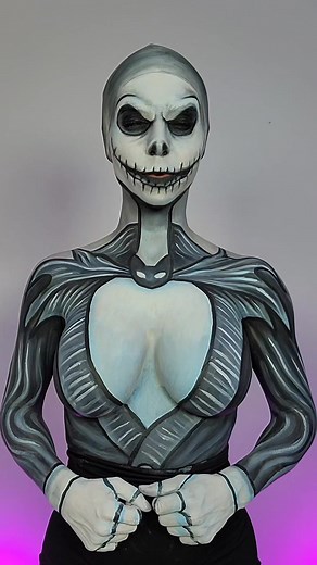 Nico Robin (@alientrashkitty)’s videos with original sound - Halloween.Christmas2025