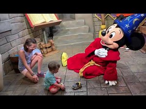 Meeting Mickey Mouse!
