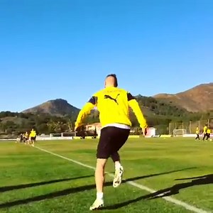 Ciro Immobile ist auch schon wieder fleißig... // Ciro Immobile in training this morning at La Manga Club #LaManga15 | Borussia Dortmund