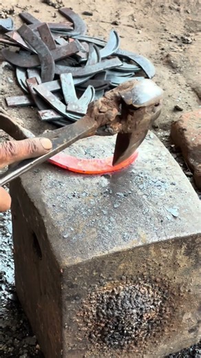 Blacksmith Iron Art | Forging Handmade Metal Masterpiece #forgedbyhand #blacksmith #experiment