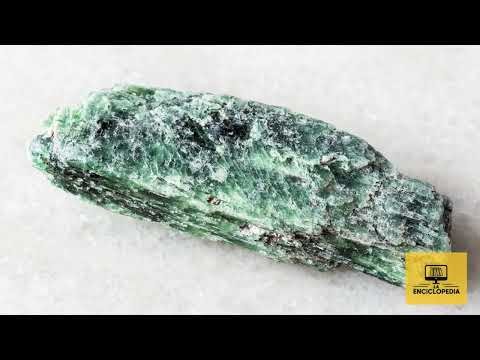 Kyanite: The Mineral with Variable Hardness | Properties & Uses