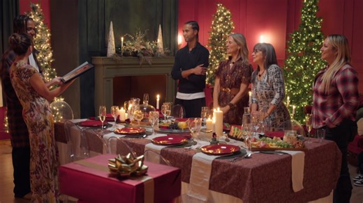 Pour Catherine, tout s’accélère.⏳ LE CALENDRIER DE L’AVENT, découvrez sa rencontre avec les familles des deux derniers participants.❤️ | Crave en français