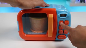 Feeding Mr. Play Doh Head Rainbow Gumballs from Dubble Bubble Candy Dispenser!