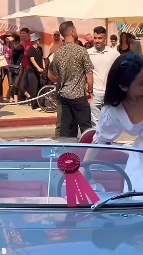 Carros de luxo e esportivos preferidos por mulheres ricas