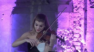 A small excerpt from my last performance of #paganini 24 caprices.The 13th.So,I’ve just passed the concert’s midline!😅 Can you read it on my face?😂 #violin #violinist #onstage #concert #live #violingirl #classicalmusic #classicalmusician #60secondsofclassical #100daysofpractice #kseniamilas #PAGANINIbyMILAS #comingsoon #workinprogress #staytuned #neverstop | Ksenia Milas