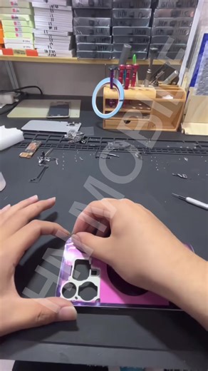 Dựng iPhone 15 Pro Max Titan Chống Nước
