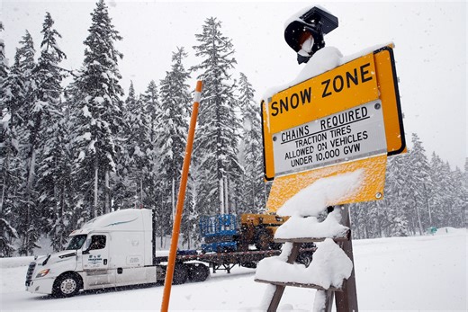 An atmospheric river means the Cascades could get a foot of snow this weekend