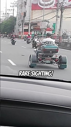 🤯 Marcos Highway Mystery! What is THIS Three-Wheeler?!