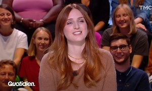 Invitée : Alison Wheeler découvre la scène avec un stand-up rafraîchissant