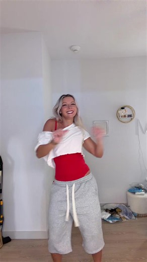 Spinning Viral Dance Moves: Easy Beyoncé-Inspired Dance Tips
