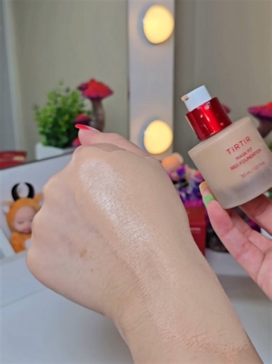 Achieve a Filter-Like Finish with Base Coreana Makeup