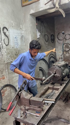 Master Craftsman Making Spring Manually on old lathe #springmaking #workshoplife