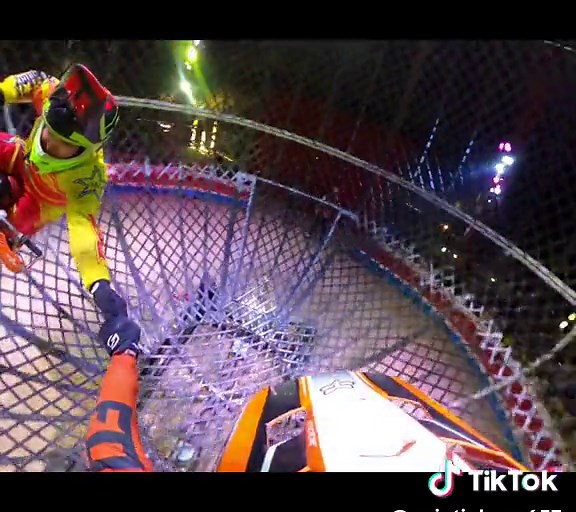 Thrilling Circus Performance with Honda and Fox Racing at McLaren Circus