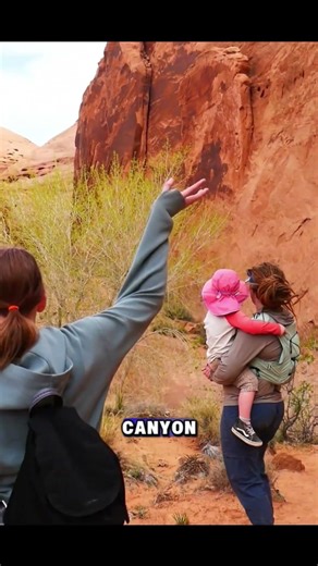 Hiking Out of Leprechaun Canyon | New Views Every Step