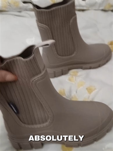 Perfect Boots for British Weather: Stay Stylish and Dry