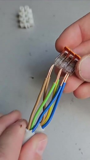 Waterproof connector factory (@waterproof.connector)’s videos with original sound - Cable and connector factory