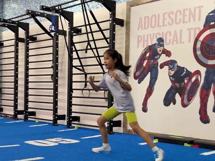 🎾分享一节完整的EXOS体系-网球体能训练🎾1、EXOS-脊柱准备：身体灵活性训练，身体稳定性训练、软组织放松2、EXOS -动作准备：臀部训练、神经激活3、EXOS-身体稳定性训练单腿支撑训练、稳定性训练、核心控制力训练4、EXOS-移动技巧训练加速度训练、最大速度训练、多方向速度训练5、EXOS -基础力量训练下肢拉训练、下肢推训练6、EXOS-核心力量训练7、EX