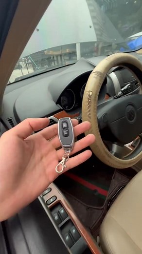 Hate that freezing moment when you step into your car in winter? ❄️With our Wireless Remote Control Battery Relay Switch, you can start your engine and warm up your car from inside your home.✨ 🚗 Remote Start & Warm-Up/Cool-Down,Start your car from up to 30m away ✅ Anti-Drain: Keeps battery charged even after 2 weeks of parking. ✅ Anti-Theft: Remote disable engine, thieves stand no chance. ✅ Easy Install: 10 mins DIY, fits cars, RVs, motorcycles & all 12V batteries. ✅ Durable: CE certified, high