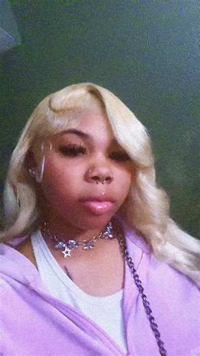 girls girls (@slimedmyslattt._)’s videos with Power - Kevin Gates & Dermot Kennedy