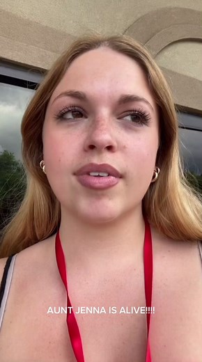 Sara Canning Revives Aunt Jenna in The Vampire Diaries