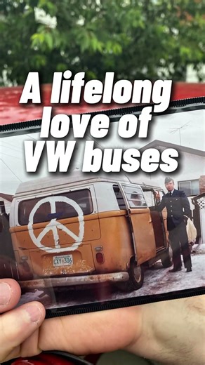 1964 VW Type 2 Kombi 11-Window Vintage VOLKSWAGEN BUS