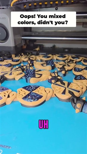 What happens when you mix up your 2d print colors?
