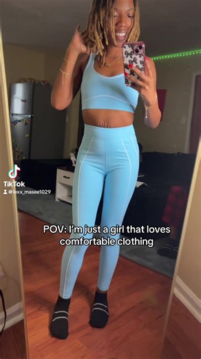 TikTok ate with these tights🩵🤏🏾 #gymoutfit #gymoutfits #gymwear #fyp #trending