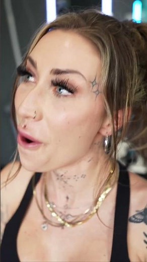 Model's 1st time Chiropractic