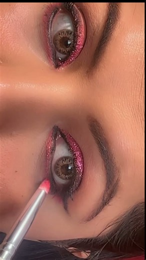 Easy Pink Glitter Eye Makeup 💕✨ | Beginner-Friendly Eye Look #eyemakeup # #makeupfreak #makeup