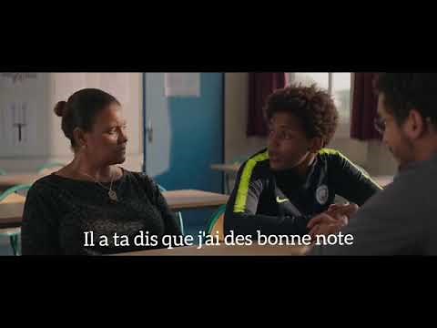 LA VIE SCOLAIRE _ scène Farid le MENTEUR réunion _ traduction FR _ - YouTube