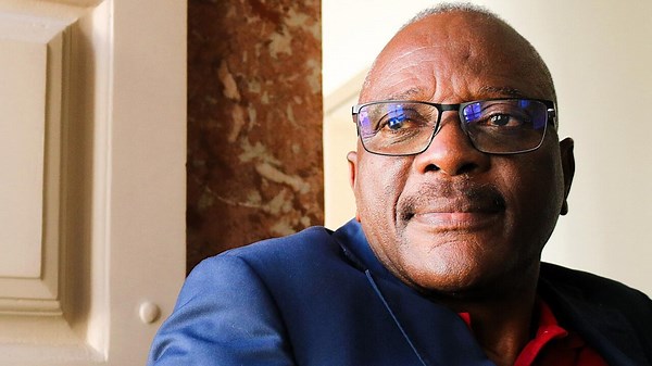 Artes - “Michel”:  Para haver reconciliação “é preciso saber quem foram as pessoas que assassinaram”