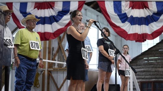 Former Iowa State Fair yodeling champion returns to reclaim a blue ribbon