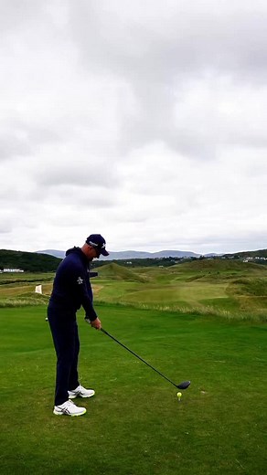 10 reasons you slice your driver. What ones do you struggle with and or have fixed to stop you slicing your driver over the fence. Hitting driver better is a fast route to lower scores and the slice is a golf shot many struggle with on a daily basis. Fixing that excessive curve could be the difference you need to hit your target golf index. #golfers #golfing | Mark Crossfield