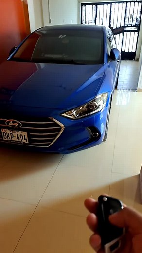 Ellos tamb sientes!!😉#elmalditoestadevuelta #blue #NewElantra #hyundai