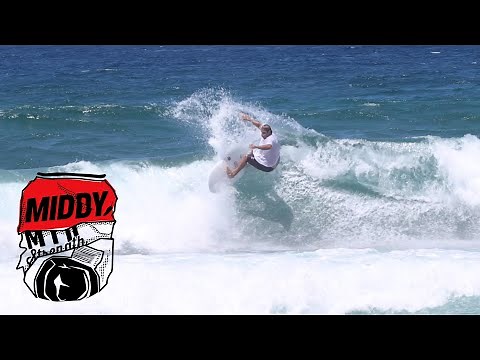 Chilli Middy (Mid Strength) + FCS twin and quad fins review - The Surfboard Guide