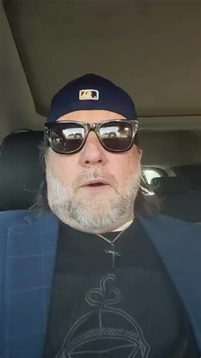 OUTWORK EVERYBODY. Absolutely everybody. No excuses. No shortcuts. No waiting for permission. While they sleep — you grind. While they doubt — you build. While they quit — you push one more hour, one more rep, one more step. Your competition isn’t the person next to you. Your competition is the person you were yesterday. Beat him. Every. Single. Day. Stay hungry. Stay disciplined. And remember: Talent is common. Work ethic isn’t. Outwork them all. — Lawrence Moran #OutworkEverybody #NoExcuses #S