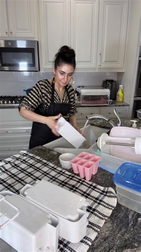 Satisfying deep cleaning and organizing fridge, kitchen reset and dinner cooked. #fridgeorganization #cleaning #organize #restocking #deepcleaning