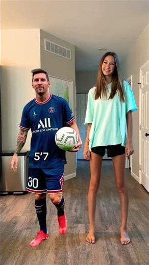 How tall is Messi? #messi #tall