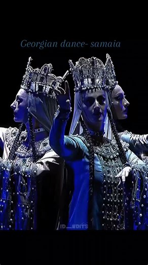 this is a Georgian (qartvelian) dance called-samaia. the dance itself is based on the legendary KING Tamar/Tamar the great (not queen, even though she was a female, she was crowned as king👑, she was the only heir to king George) who was one of the greatest kings of Georgia 🇬🇪 #🇬🇪 #viral #fyp #samaia #georgian #georgia #georgiandance