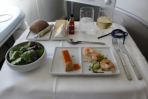 Ultra Business : le service "à l'assiette" d'Air France ! - The Travelers Club