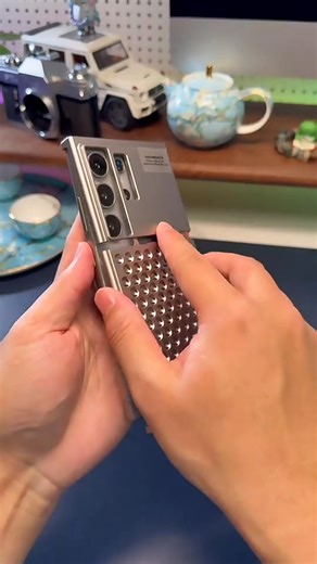 Metal Air Cooling Holes With Perfume Diffuser Case For Samsung Fully Metal. Heat Relias Case. Cooling Desing As A Mac Pro. Built-In Aromatherapy Table Ocean Scent 🏭 𝗢𝗳𝗳𝗶𝗰𝗲 𝗔𝗱𝗱𝗿𝗲𝘀𝘀: Shop #350 , 2nd Floor , Lift - 2 , Motaleb Plaza , Hatirpool , Dhaka -1205 ☎️ 𝗪𝗵𝗮𝘁’𝘀 𝗔𝗽𝗽 & 𝗖𝗼𝗻𝘁𝗮𝗰𝘁 : 01630-335966 | Gadget Khor