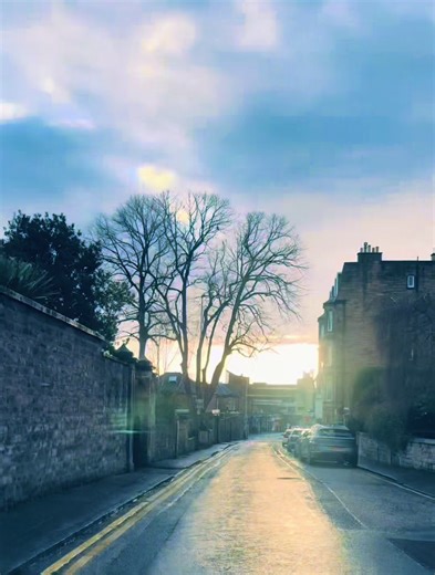 Edinburgh Drive at Sunset | Scotland Travel